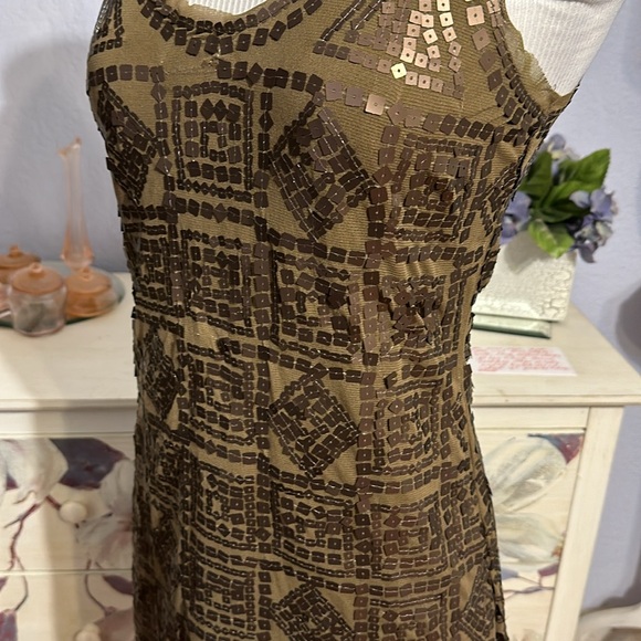 Max Studio Bronze Beauty - Picture 4 of 9